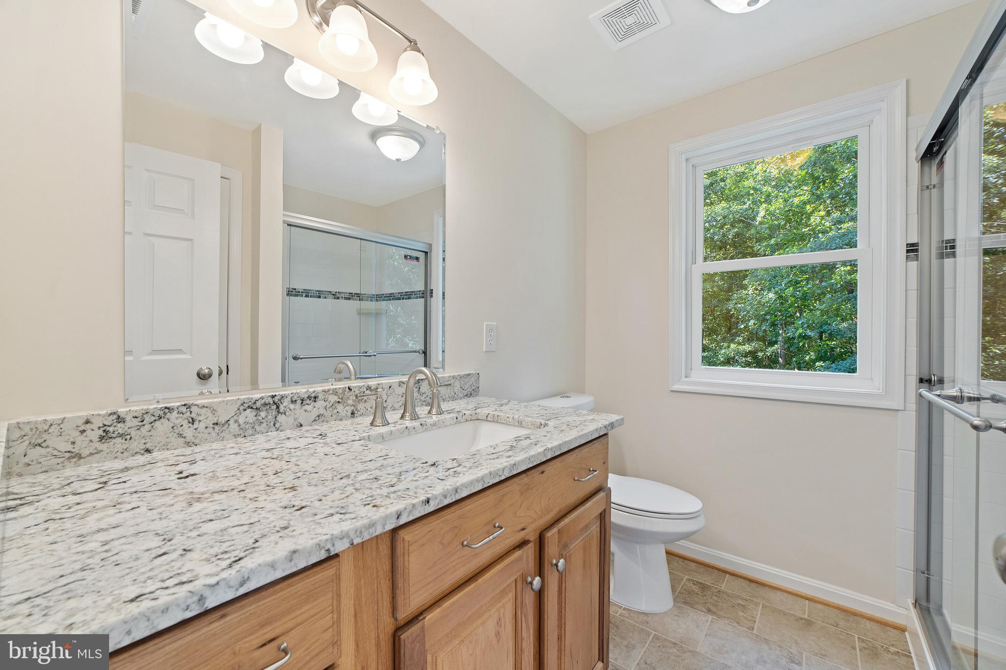 4338 Catlett Road Midland, VA 22728 - Photo 20 of 41 Upper Level Bath