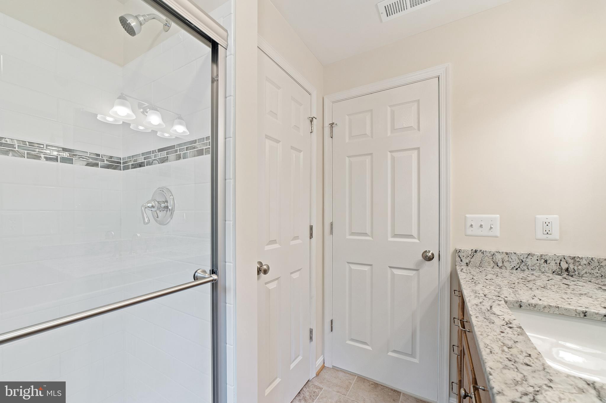 4338 Catlett Road Midland, VA 22728 - Photo 21 of 41 Upper Level Bath w/ Linen Closet