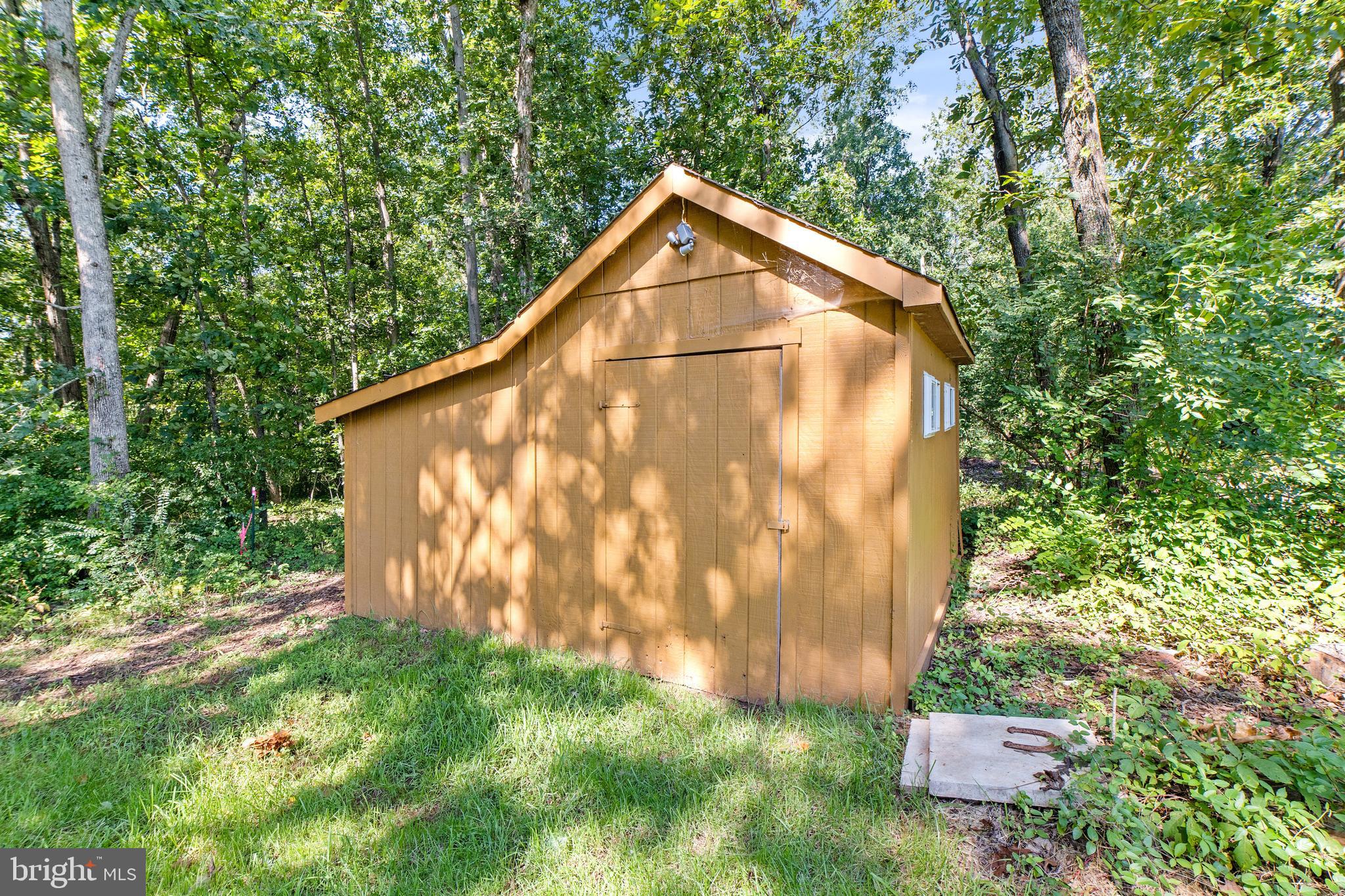 4338 Catlett Road Midland, VA 22728 - Photo 31 of 41 Shed