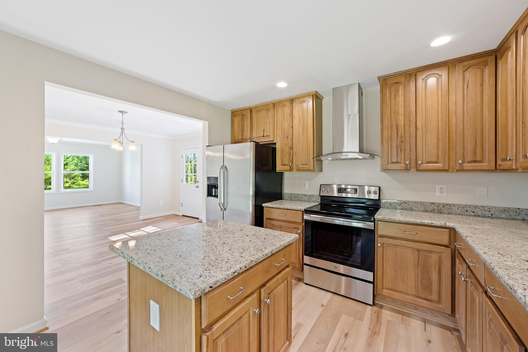 4338 Catlett Road Midland, VA 22728 - Photo 9 of 41 Gourmet Kitchen w/ Hickory Cabinets
