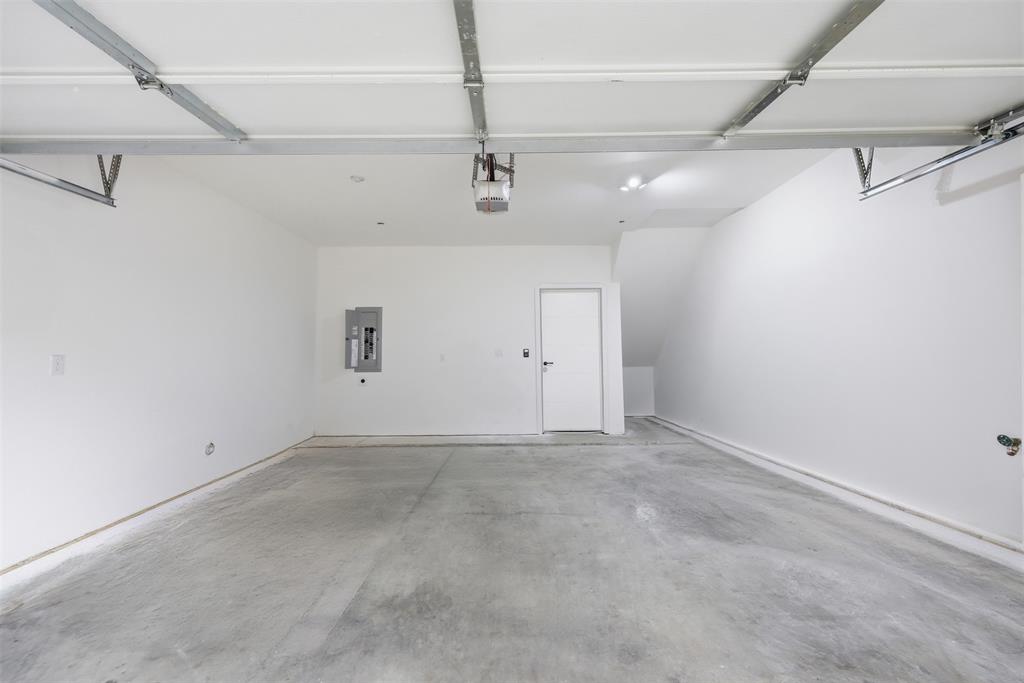 1920 Caddo Street, Unit 204 Dallas, TX 75204 - Photo 32 of 33 a view of small space