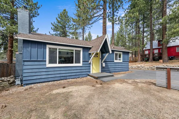 $750,000 | 2581 Armstrong Avenue, South Lake Tahoe, CA 96150