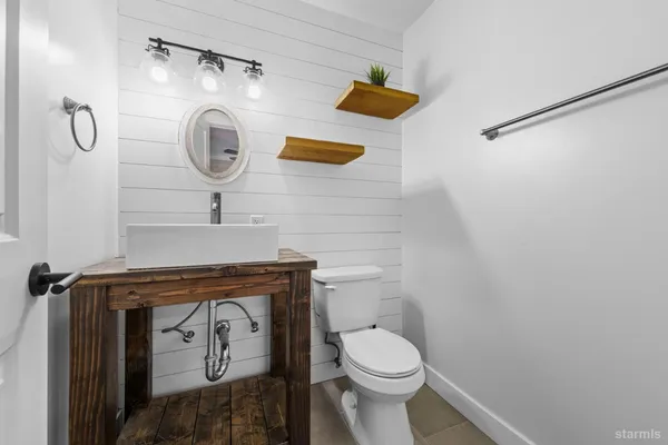 $750,000 | 2581 Armstrong Avenue, South Lake Tahoe, CA 96150