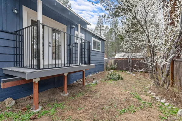 $750,000 | 2581 Armstrong Avenue, South Lake Tahoe, CA 96150