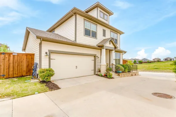 $400,000 | 14221 Walsh Avenue, Fort Worth, TX 76008