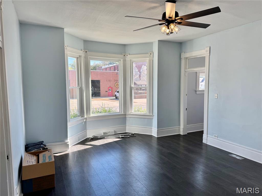 3 West Patterson Street Mascoutah, IL 62258 - Photo 11 of 59