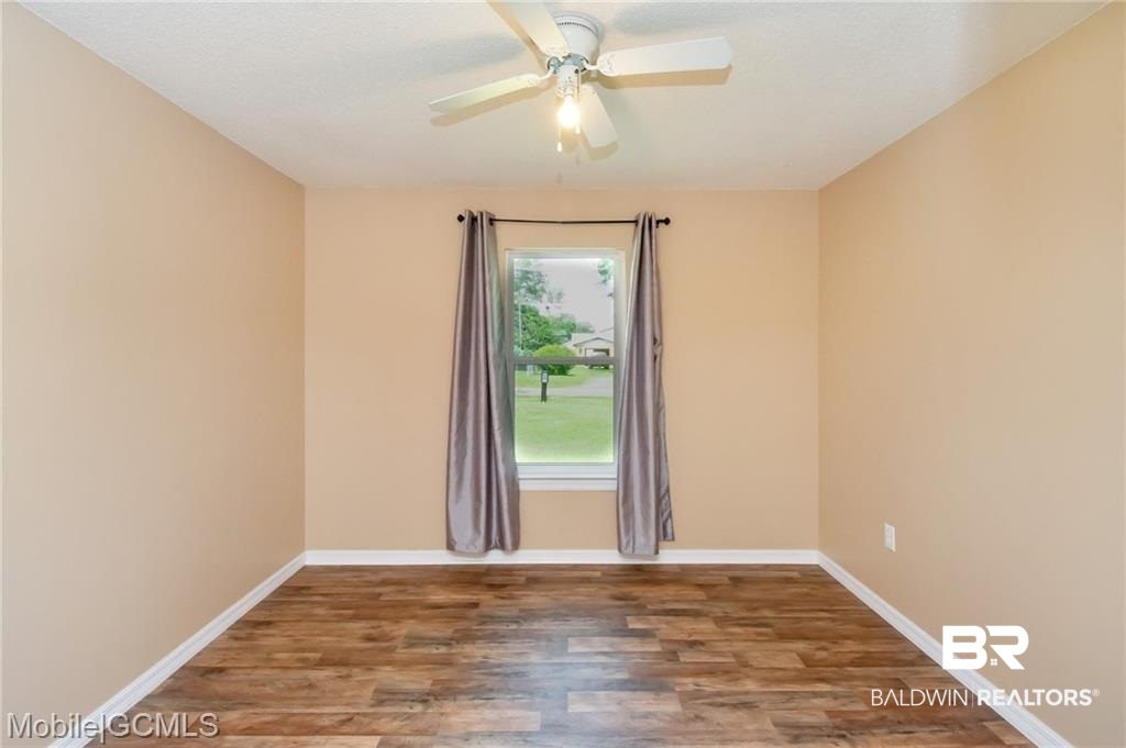 5110 Roswell Road Theodore, AL 36582 - Photo 12 of 37