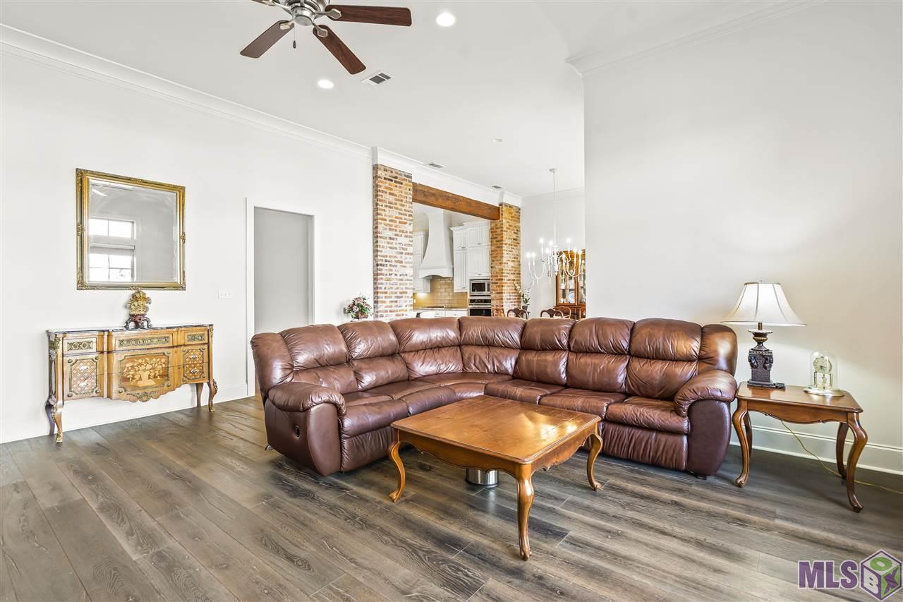 10849 Creek Lane Baton Rouge, LA 70810 - Photo 12 of 33