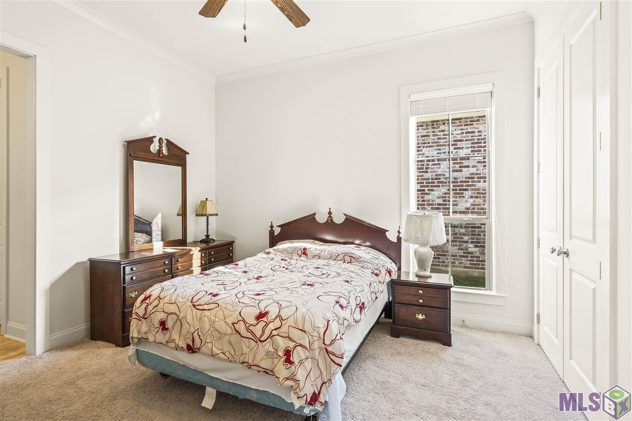 10849 Creek Lane Baton Rouge, LA 70810 - Photo 21 of 33