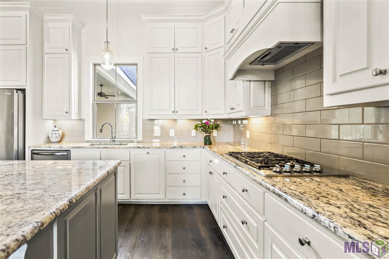 10849 Creek Lane Baton Rouge, LA 70810 - Photo 8 of 33