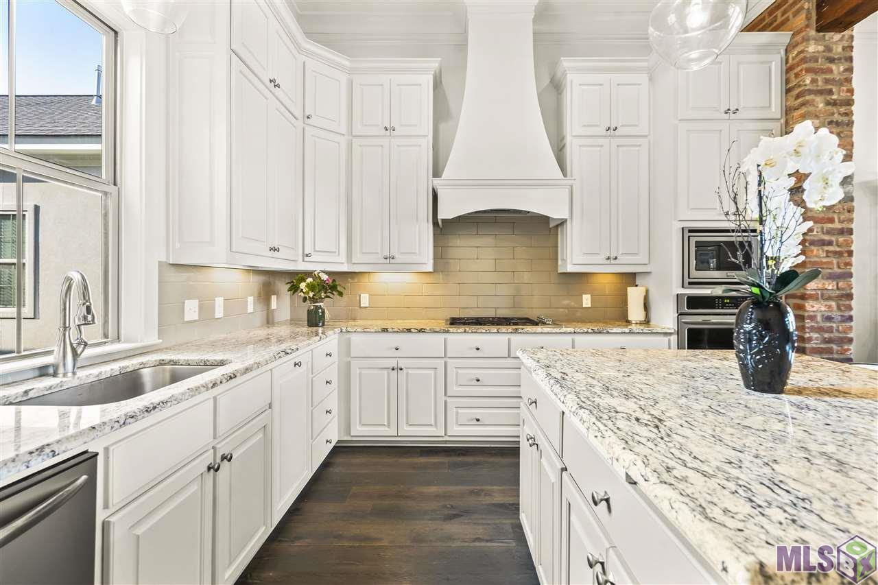 10849 Creek Lane Baton Rouge, LA 70810 - Photo 9 of 33