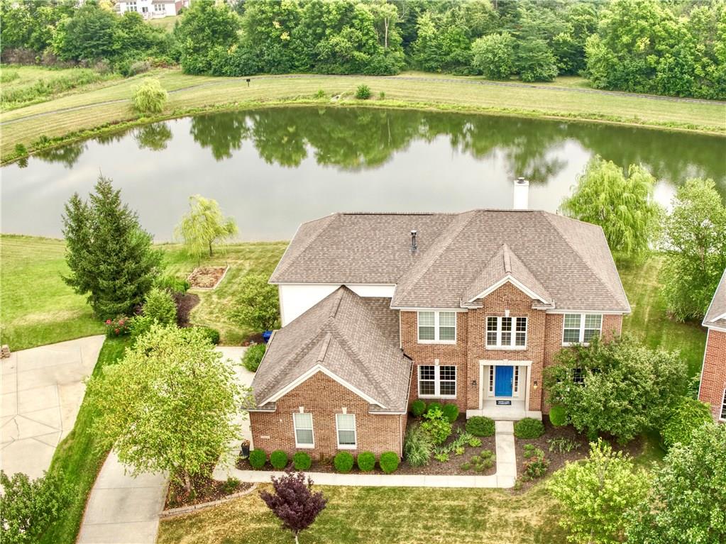 13869 Kickapoo Trail Carmel, IN 46033 - Photo 2 of 48 Gallery Image 2