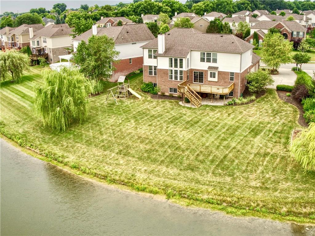 13869 Kickapoo Trail Carmel, IN 46033 - Photo 4 of 48 Gallery Image 4