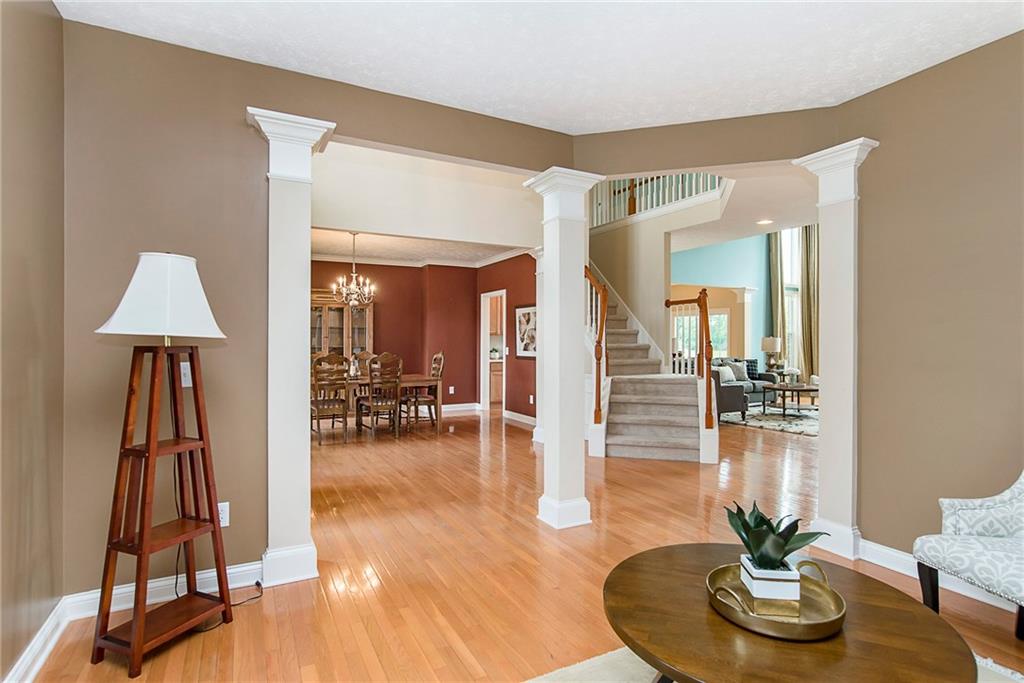 13869 Kickapoo Trail Carmel, IN 46033 - Photo 7 of 48 Gallery Image 7