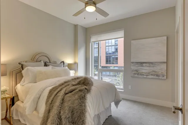 $3,481 | 212 10th Avenue South, Unit 914, Minneapolis, MN 55415