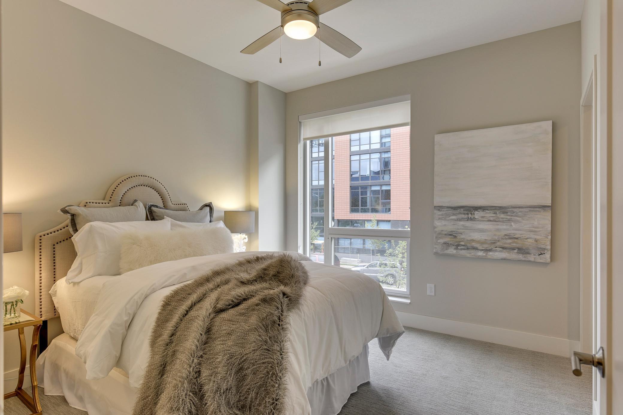 212 10th Avenue South, Unit 914 Minneapolis, MN 55415 - Photo 16 of 17