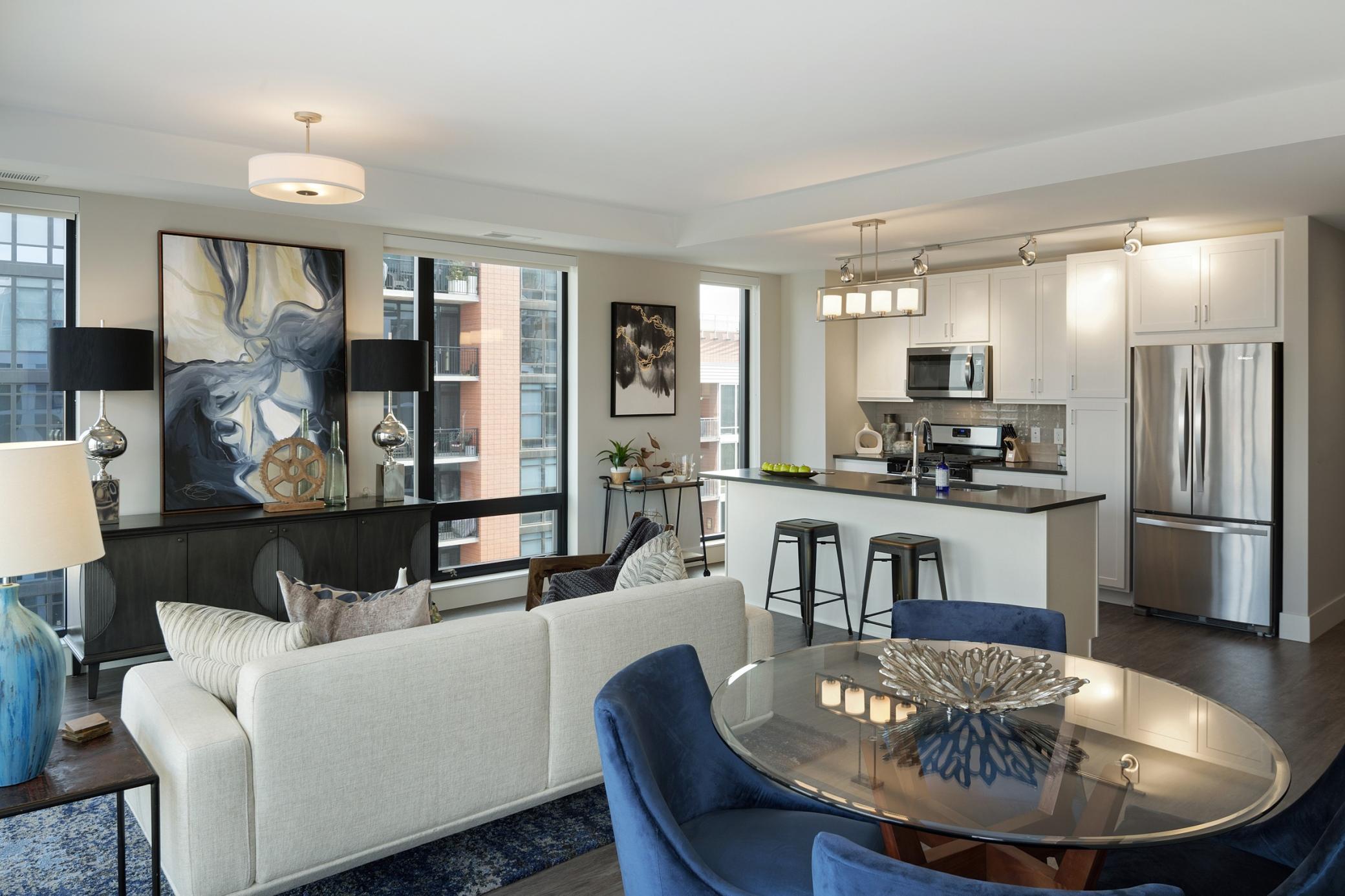 212 10th Avenue South, Unit 914 Minneapolis, MN 55415 - Photo 10 of 17