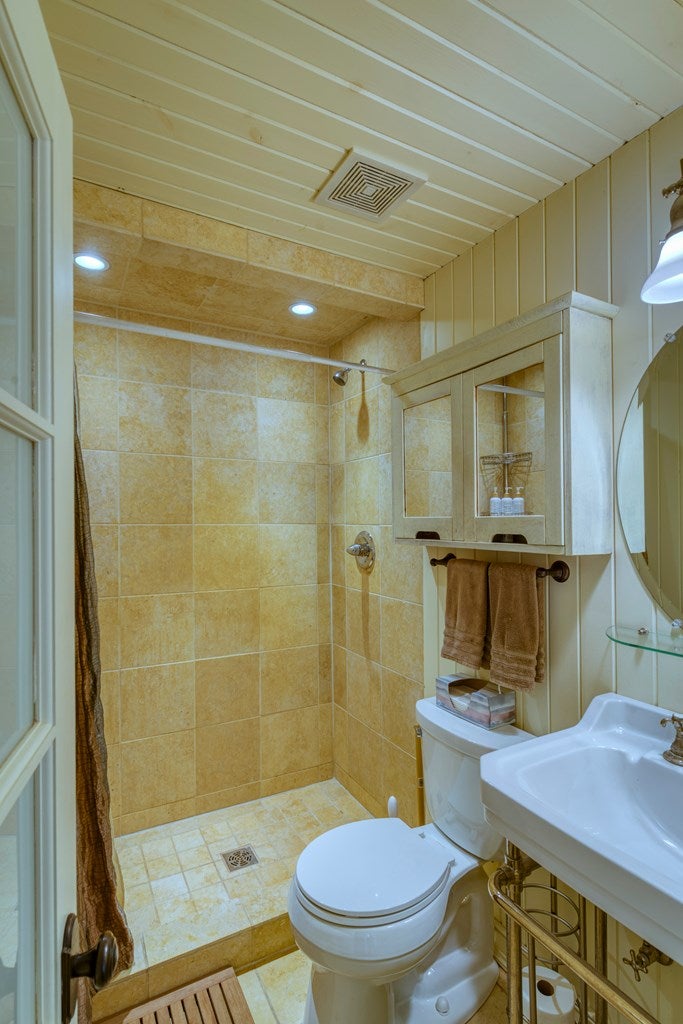 12403 Maplewood Road Ellison Bay, WI 54210 - Photo 27 of 66 Gallery Image 27