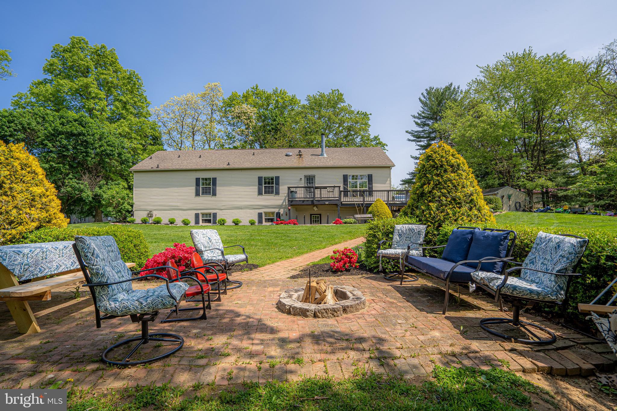 13405 Kretsinger Road Smithsburg, MD 21783 - Photo 3 of 55 Gallery Image 3