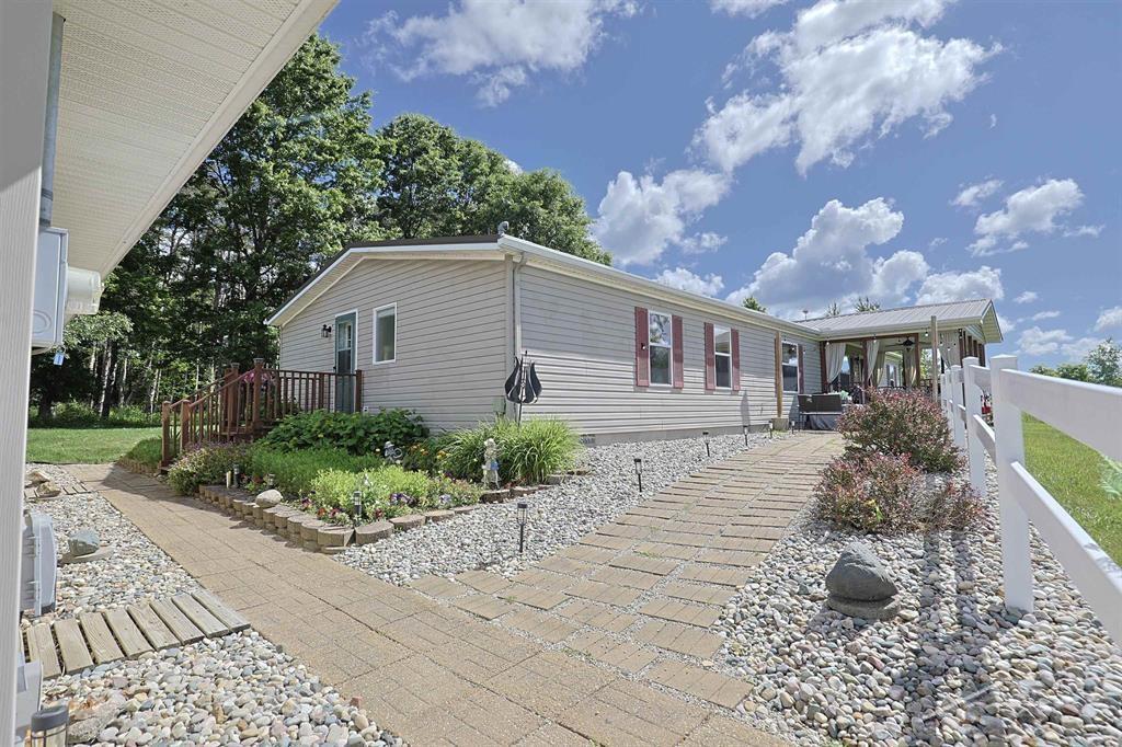 2202 West Huckleberry Road Sanford, MI 48657 - Photo 37 of 64