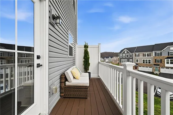 $424,000 | 102 Lupine Drive, Mars, PA 16046