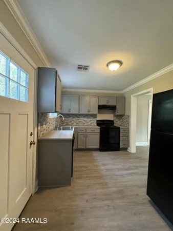 $1,695 | 750 St Thomas Street, Lafayette, LA 70506