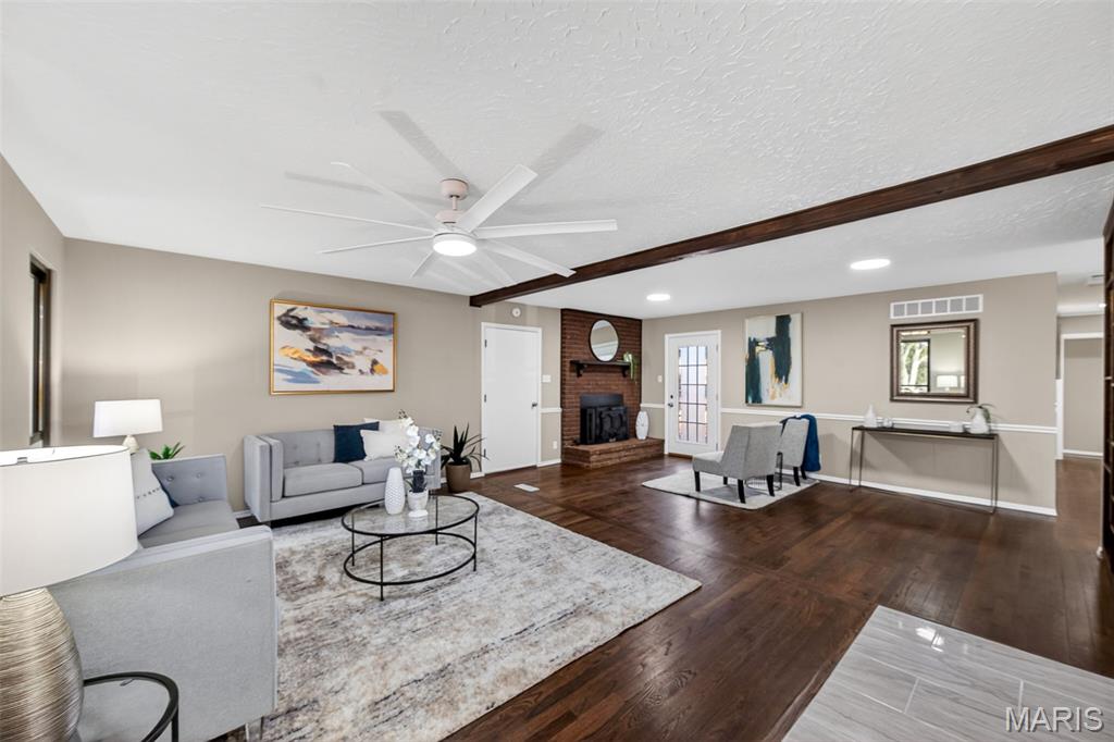 952 Queensbridge Road Manchester, MO 63021 - Photo 9 of 56