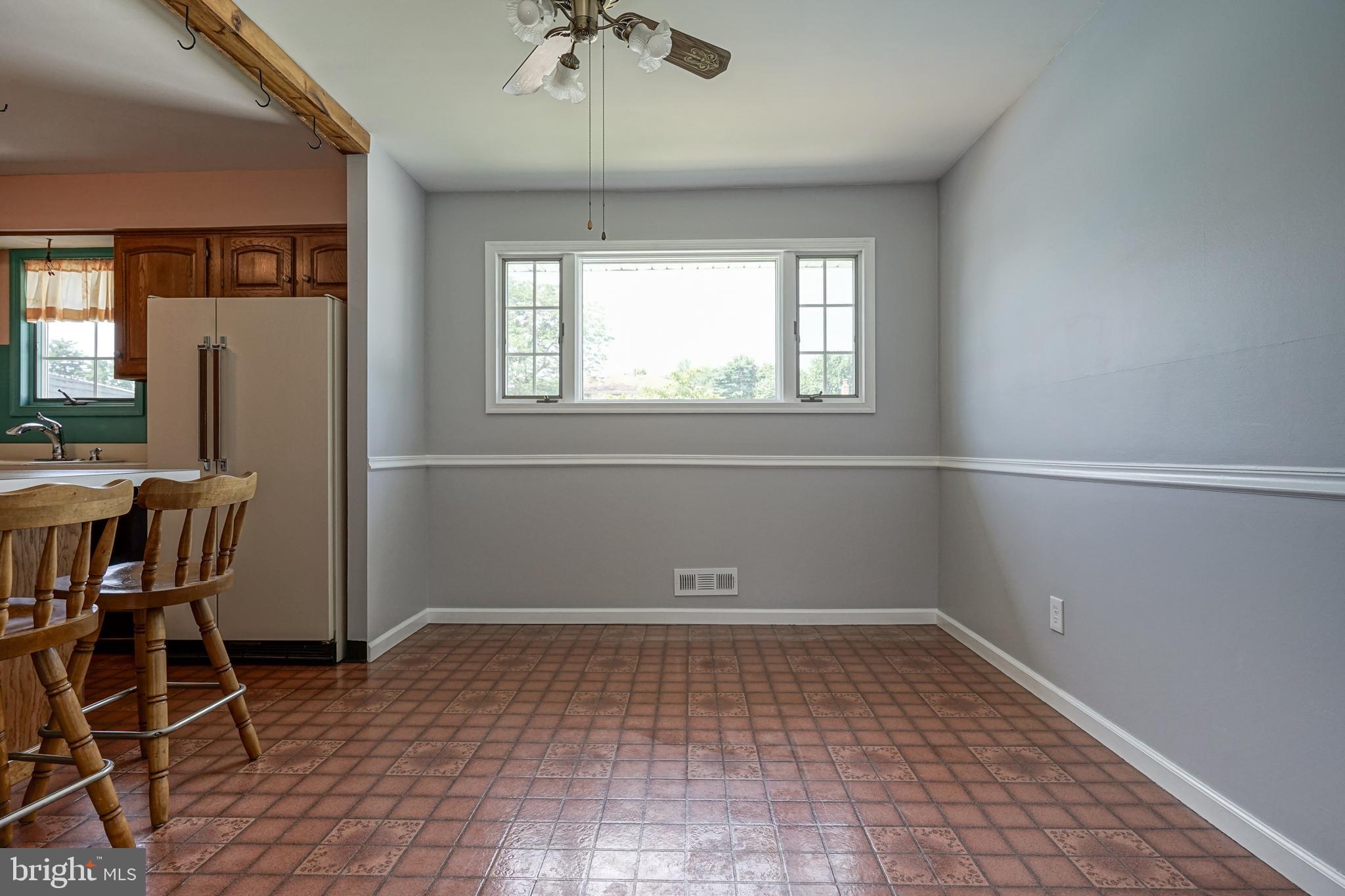 19 Haines Mill Road Delran, NJ 08075 - Photo 14 of 35 2nd Floor Dinning Room