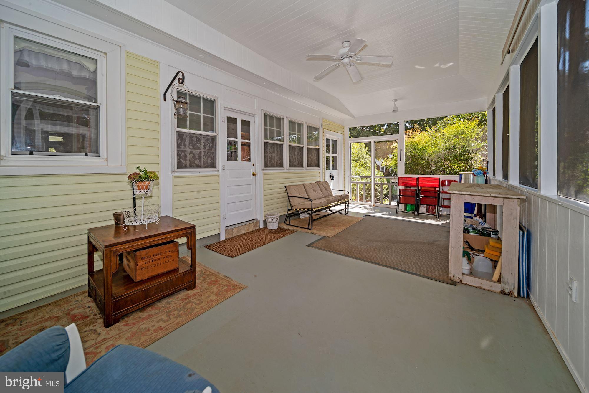 23736 Woodfield Road Gaithersburg, MD 20882 - Photo 23 of 33 Gallery Image 23