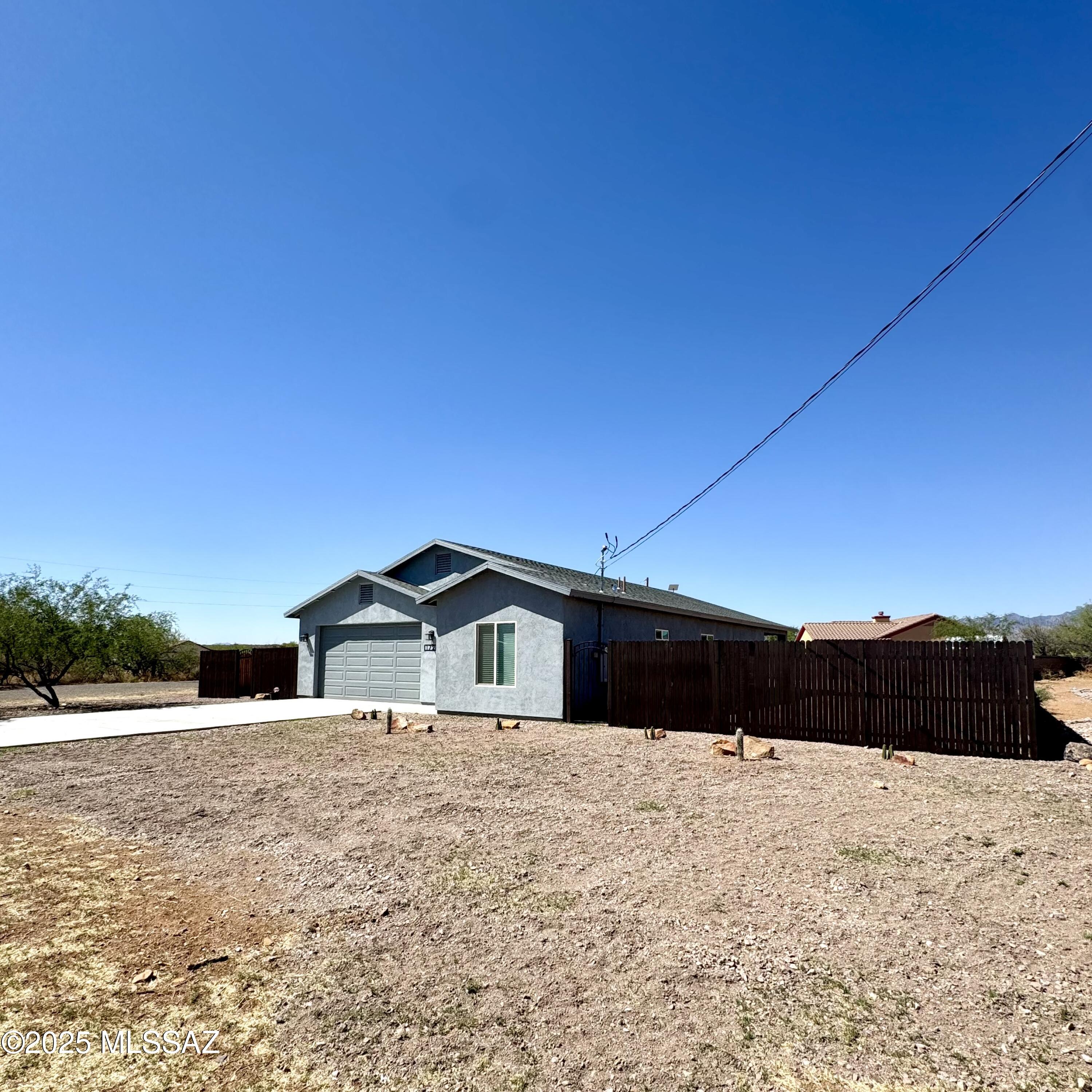 1728 Círculo Alameda Rio Rico, AZ 85648 - Photo 2 of 24