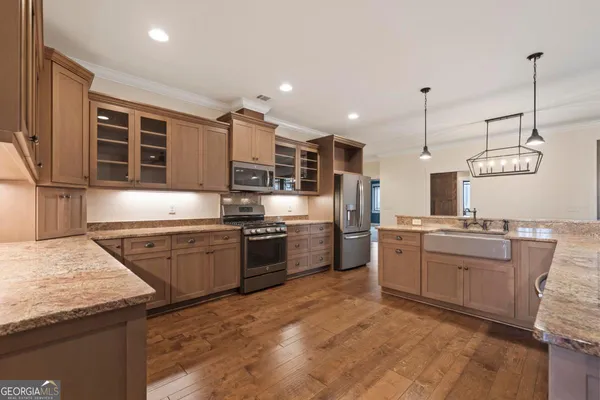 $744,900 | 151 Sinclair Circle Southeast, Eatonton, GA 31024