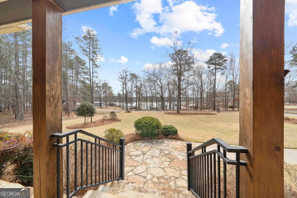 151 Sinclair Circle Southeast Eatonton, GA 31024 - Photo 8 of 66