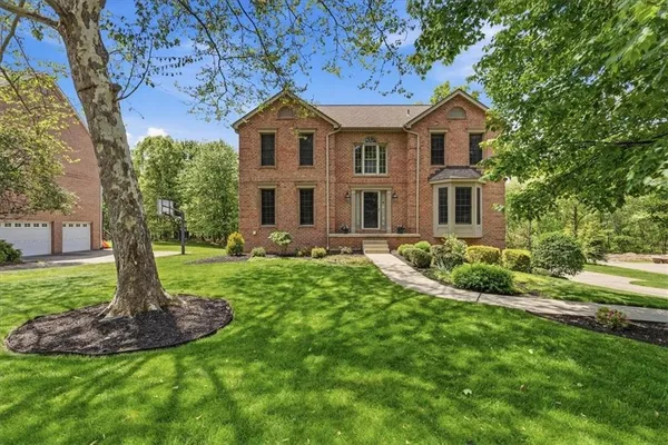 $650,000 | 114 Sewickley Farm Circle, Mars, PA 16046