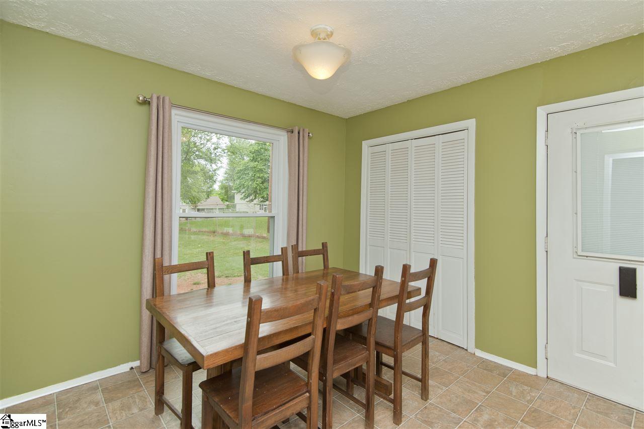 609 Bridwell Road Travelers Rest, SC 29690 - Photo 5 of 20 Gallery Image 5