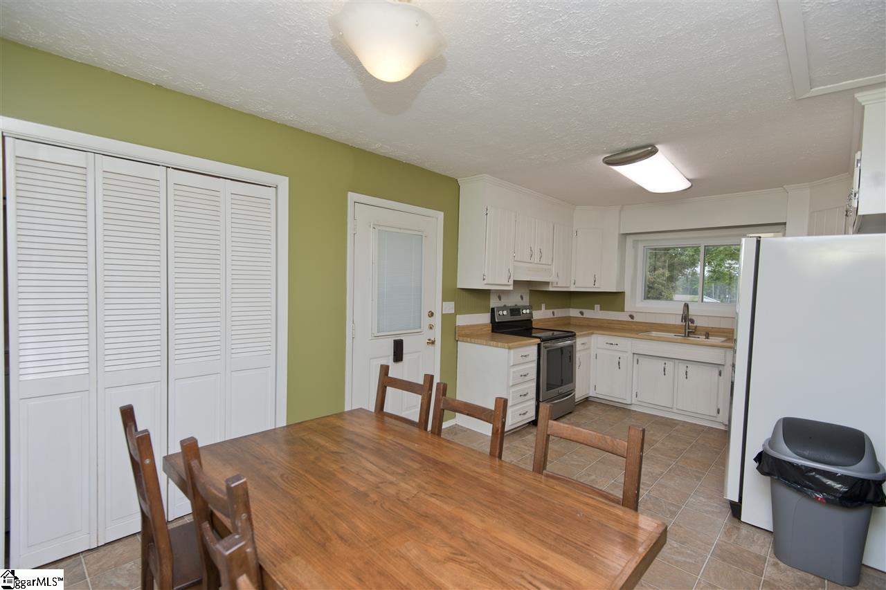 609 Bridwell Road Travelers Rest, SC 29690 - Photo 6 of 20 Gallery Image 6
