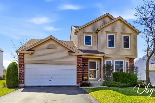 $375,000 | 7 East Dahlia Lane, Round Lake Beach, IL 60073