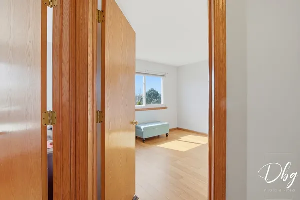 $375,000 | 7 East Dahlia Lane, Round Lake Beach, IL 60073