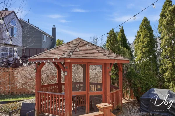 $375,000 | 7 East Dahlia Lane, Round Lake Beach, IL 60073