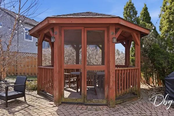 $375,000 | 7 East Dahlia Lane, Round Lake Beach, IL 60073