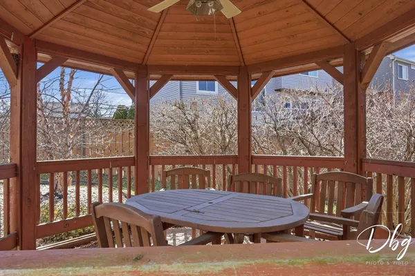 $375,000 | 7 East Dahlia Lane, Round Lake Beach, IL 60073