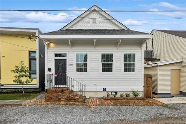 $2,900 | 2107 Harmony Street, New Orleans, LA 70115