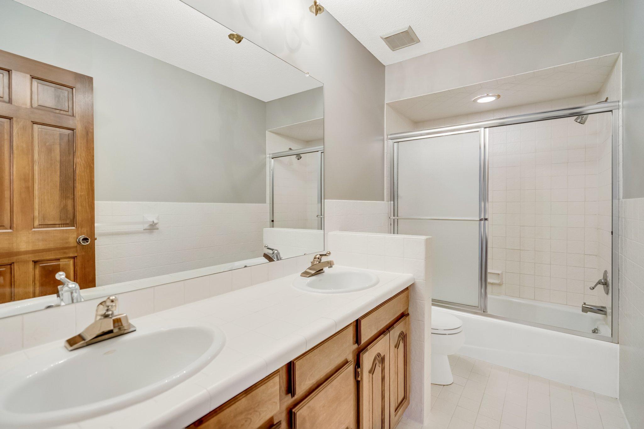 21035 Radisson Road Shorewood, MN 55331 - Photo 36 of 55