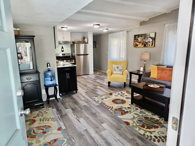 $125,000 | 52791 Pine Cove Road, Unit 4, Idyllwild, CA 92549