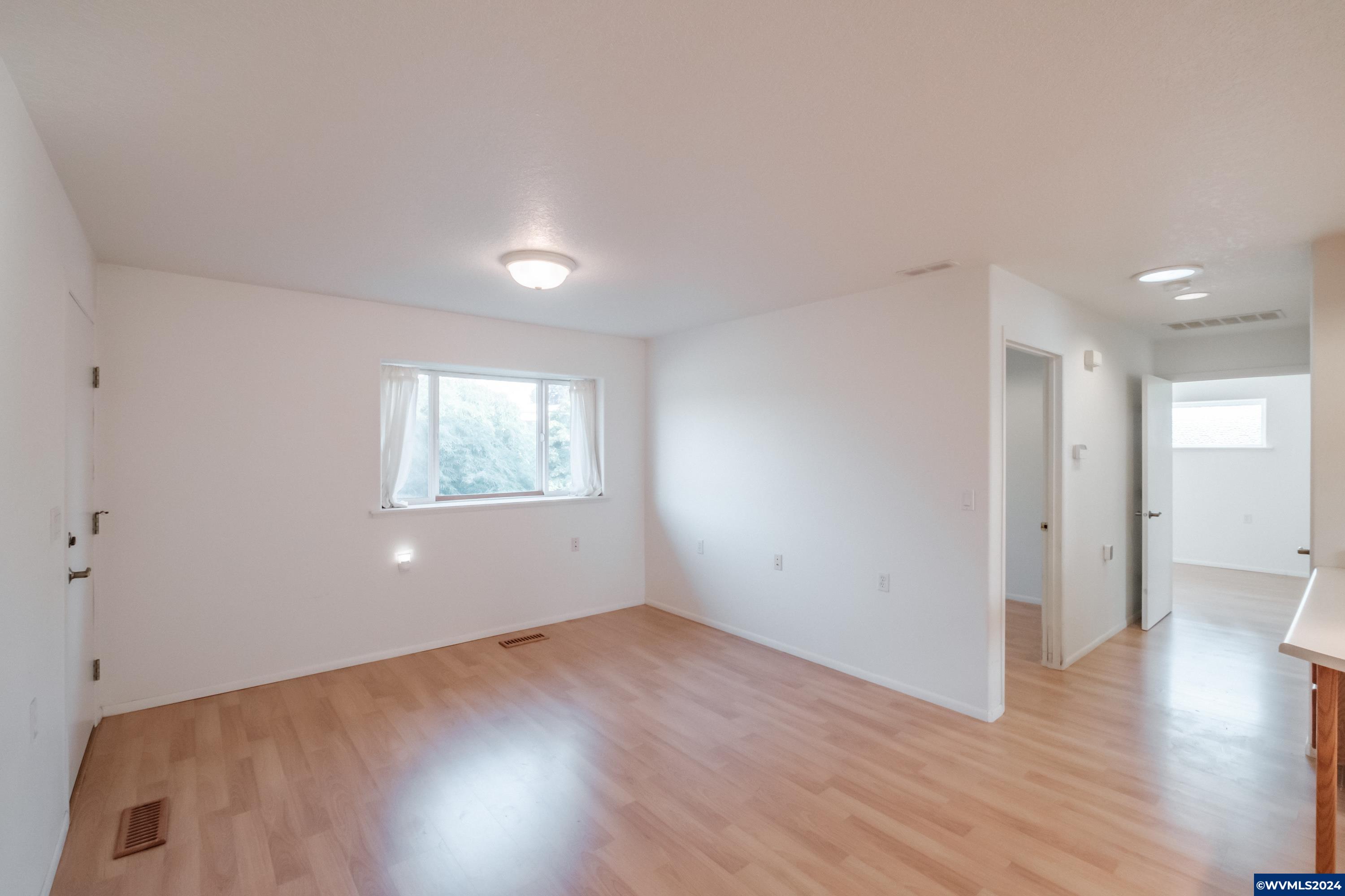 4045 Schafer Road Northeast Salem, OR 97305 - Photo 17 of 38