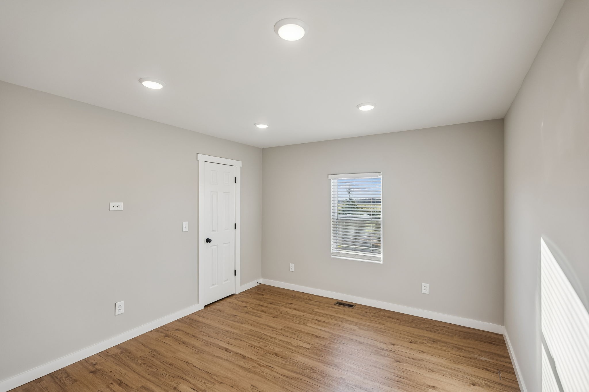 3770 Penile Hill Road Decherd, TN 37324 - Photo 17 of 32