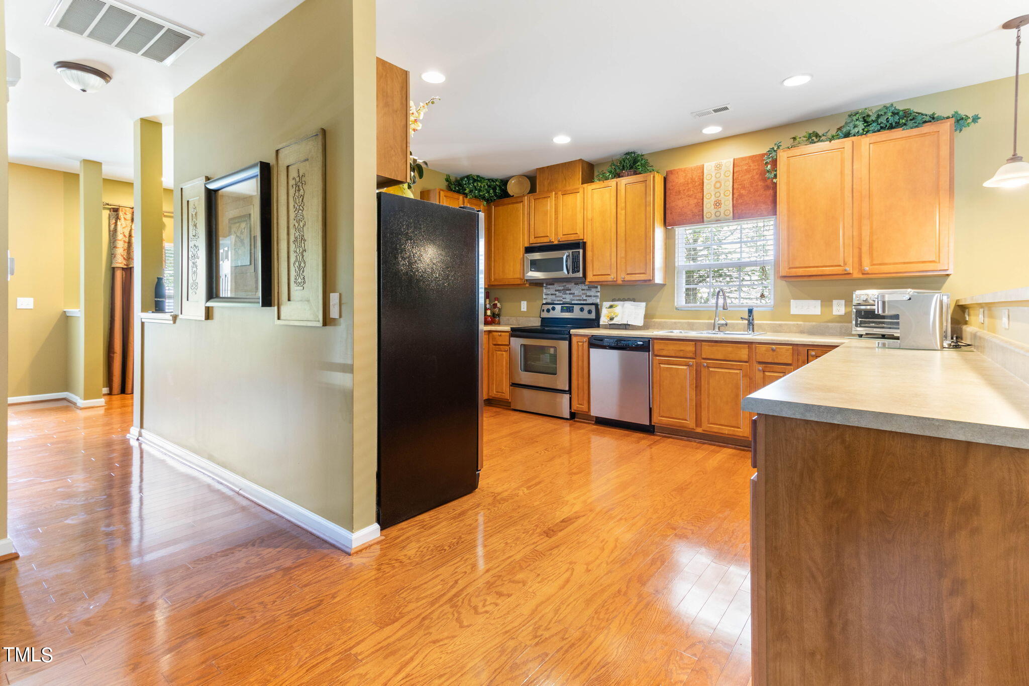 954 Spring Meadow Drive Durham, NC 27713 - Photo 13 of 47 21-web-or-mls-IMG_4515
