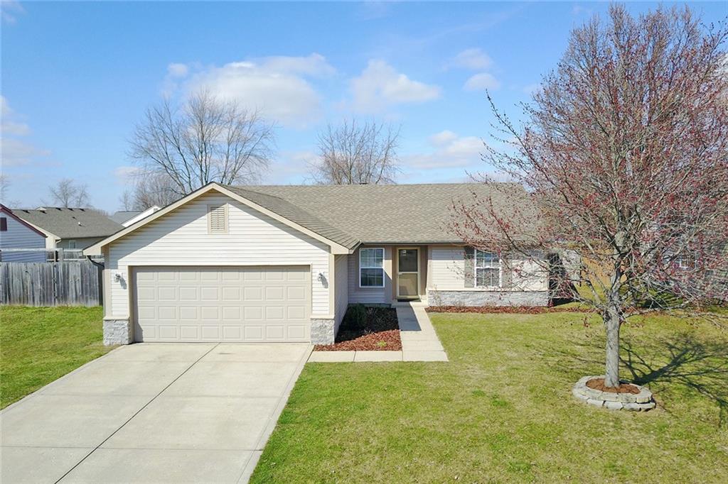 1524 Michigan Road Franklin, IN 46131 - Photo 1 of 29 Gallery Image 1