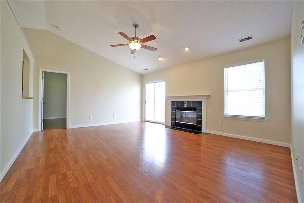 1524 Michigan Road Franklin, IN 46131 - Photo 7 of 29 Gallery Image 7