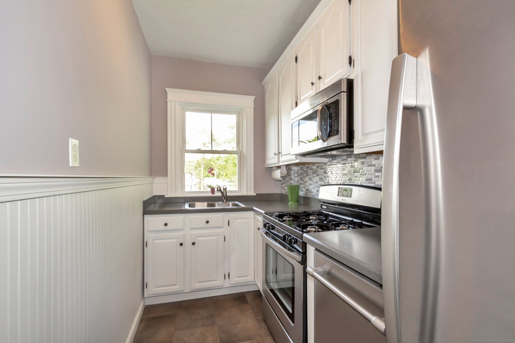 93 Mendon Road Attleboro, MA 02703 - Photo 8 of 28 Gallery Image 8