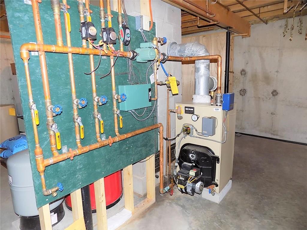 193 Johnson Cove Road Roque Bluffs, ME 04654 - Photo 24 of 35 New boiler and heating system 2007